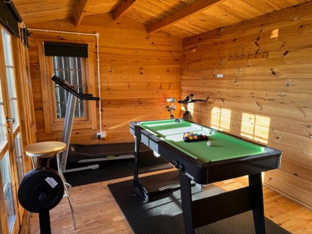 Netflix Home Jacuzzi Gym Fast Wifi Ps5 Free Parking 2 Spaces Херфорд Екстериор снимка